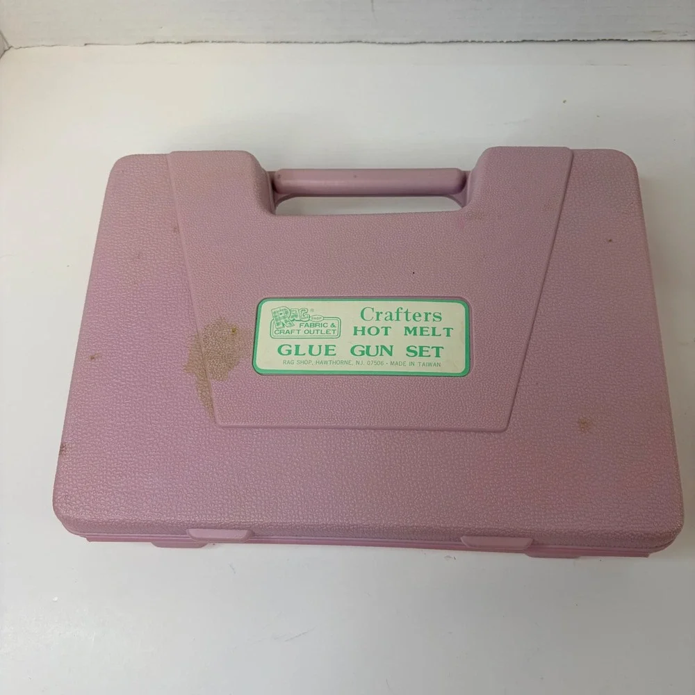 Rag Shop Crafters Hot Melt Glue Gun Set Pink Vintage JY-2002 40W with Case Works